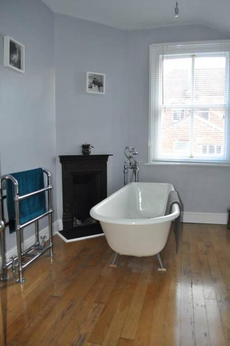 Beautiful Large Victorian Waterfront House Villa Bristol Bagian luar foto
